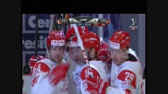 Danmarks første VM mål scoret af Morten Green смотреть онлайн