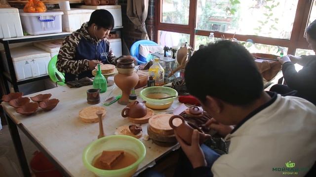 Мастерская чайников в Цзяньшуе. Авторская керамика. Ceramic Teapot Artisans смотреть онлайн