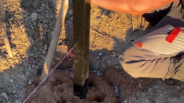 Забор своими руками: установка и монтаж