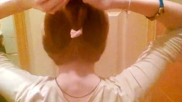 Я СДЕЛАЛА СЕБЕ КАРЕ?! КАК СДЕЛАТЬ КАРЕ БЕЗ НОЖНИЦ? смотреть онлайн