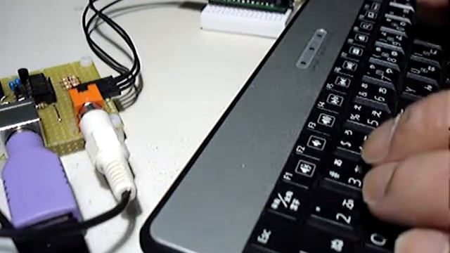 音声合成タイプライター смотреть онлайн