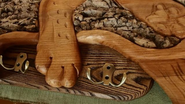 Wood carving. Деревянная вешалка Амурская Рысь смотреть онлайн