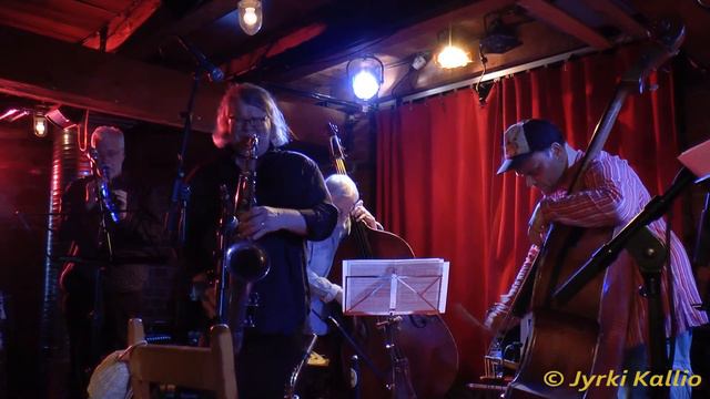 Rent Romus & Friends - Improvisation (video Jyrki Kallio) смотреть онлайн