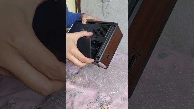 Распаковка радио приемника с розетки смотреть онлайн
