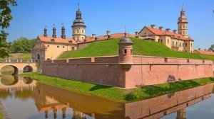 Беларусь. Минск. Замок _Несвиж'. Прогулка по замку..mp4