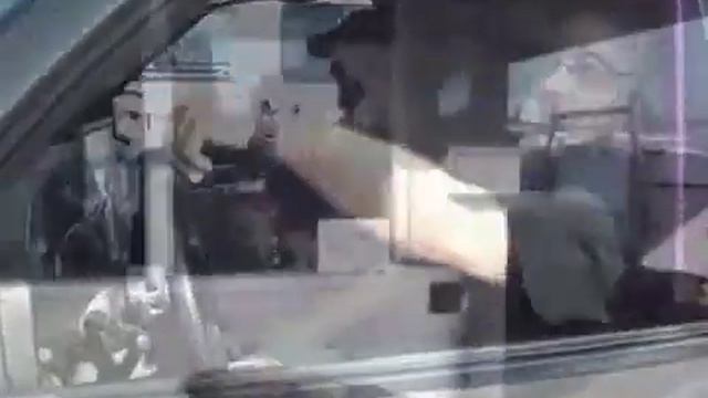 Tакую аппаратуру надо иметь в машине смотреть онлайн