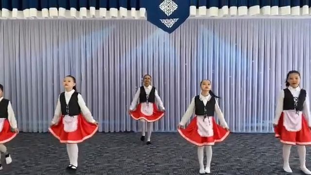 Танец "полька" смотреть онлайн