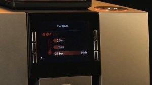 Кофемашина готовит невкусный кофе. Мокрая и жидкая кофейная таблетка в кофемашине.