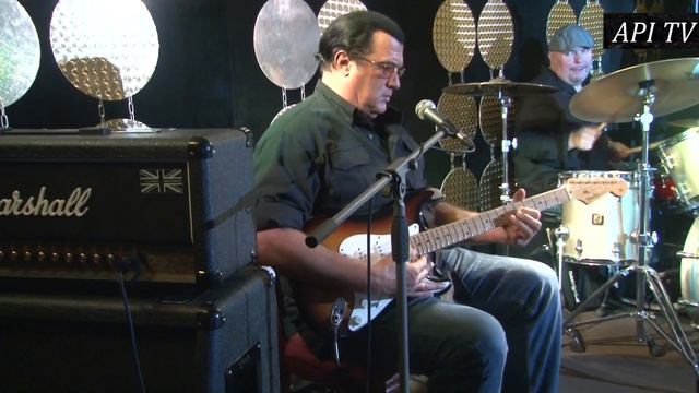 Nikolay Arutyunov & Steven Sigal - Funky Soul - Николай Арутюнов и Стивен Сигал  - Blues In Moscow