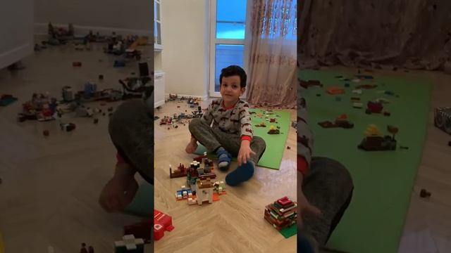 Я собираю майнкрафт дом с деревни номер 34 смотреть онлайн