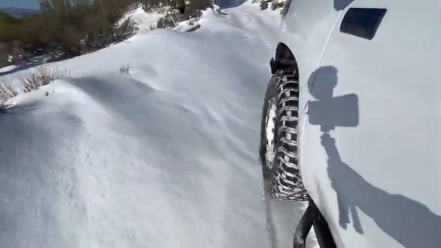STUCK In The Snow! Off-Road Recovery With Deadman Offroad смотреть онлайн
