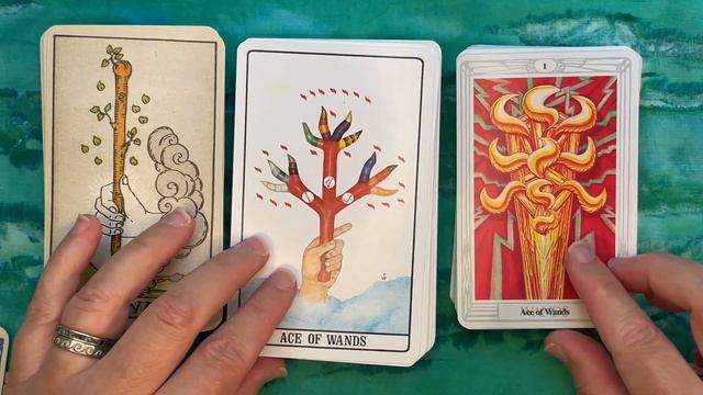 Golden Dawn Tarot compared to the Waite, Smith and Crowley, Harris decks смотреть онлайн
