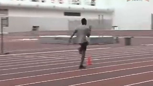 Develop Proper Sprint Mechanics to Run Faster! смотреть онлайн