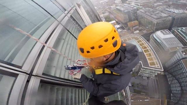 Broadgate Tower Abseil 2018 смотреть онлайн