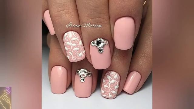 Идеи элегантного матового маникюра 2019 фото дизайн тенденции смотреть онлайн