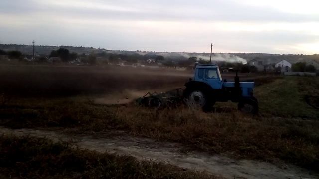 #100|На полях району|Дискування за 04.10.2021 на МТЗ 80| смотреть онлайн