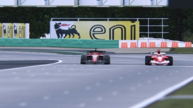 Ferrari F1 2022 vs Ferrari F1 2005 (LecLrec vs Schumacher) at Monza смотреть онлайн