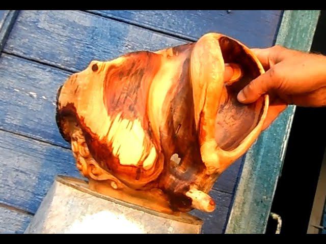 Покрываем маслом резную вазу из клена. смотреть онлайн