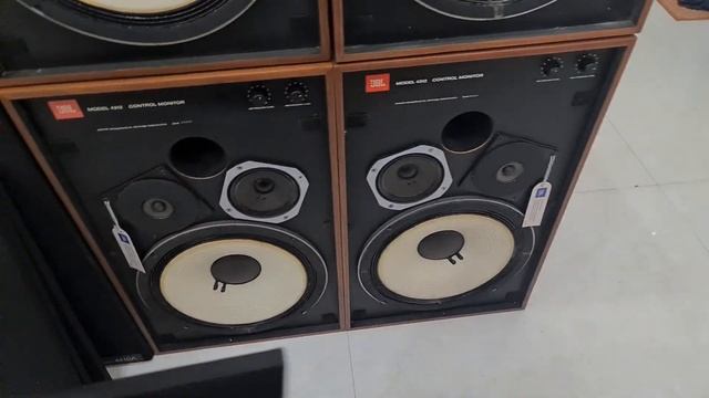 Mới Về Loa Mỹ Chưa Kịp Lên Sóng - JBL 4312 Control Monitor và JBL 4312 Mkii Control Monitor смотреть онлайн