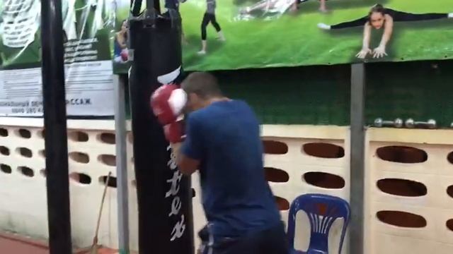 Тренировочный лагерь Mixfight Pattaya - бокс, кикбоксинг, Муай Тай, ММА в Паттайе, Таиланд. Клуб смотреть онлайн