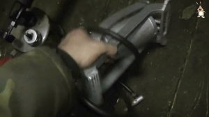 Реактивная паяльная лампа своими руками, реактивный двигатель просто,делаем крышу.mp4