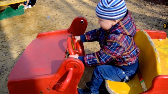 ВЛОГ Дети и родители Прогулка в парке весной на TUMANOV FAMILY смотреть онлайн