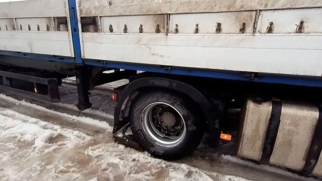 Разгрузка газосиликатных блоков на объекте...... смотреть онлайн