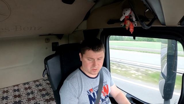 Встреча с братом. Купил чехлы на сиденья и оплётку на руль. смотреть онлайн