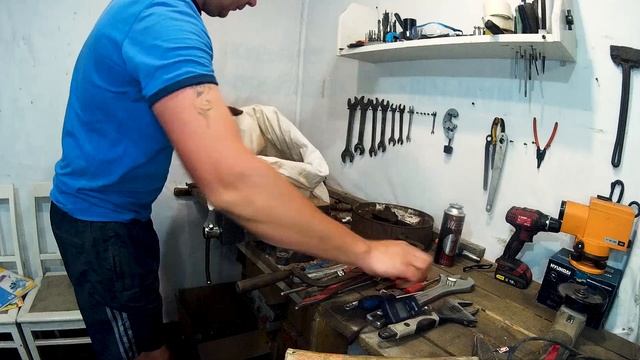 5.2 кг. меди и 10 кг. латуни за два часа. смотреть онлайн