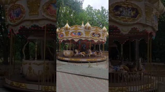 Аттракцион карусель МАНЕЖ смотреть онлайн