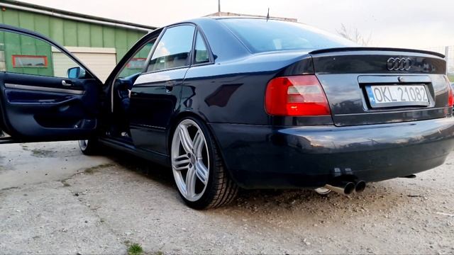 Audi A4B5 2.6 V6 Straight pipe + Proex смотреть онлайн