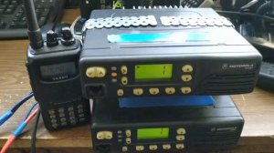 По просьбе друга собрал ретранслятор из двух Motorola GM-350.