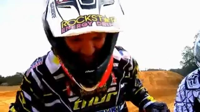 Chad Reed et Ricky Carmichael - Team Suzuki смотреть онлайн