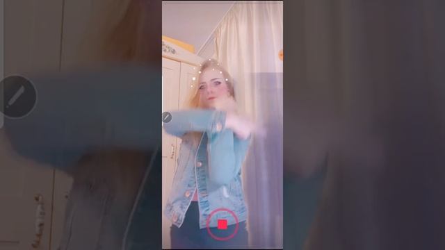 Как научится делать танец рук из Tik Tok смотреть онлайн