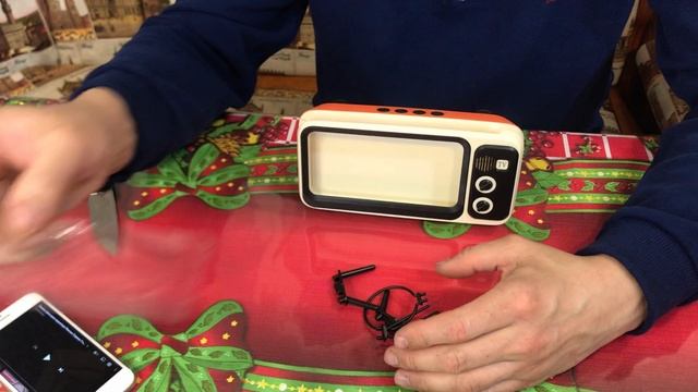 Телевизор для телефона, распаковка и обзор. TV for phone, unpacking and review. смотреть онлайн