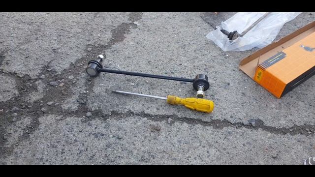 ЗАМЕНА СТОЕК СТАБИЛИЗАТОРА НА КИА РИО 4 / KIA RIO 4