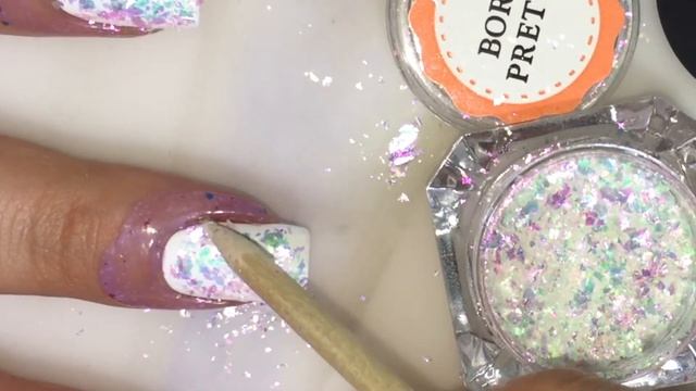 Born Pretty Transparent Chameleon Nail Flakies Tutorial смотреть онлайн