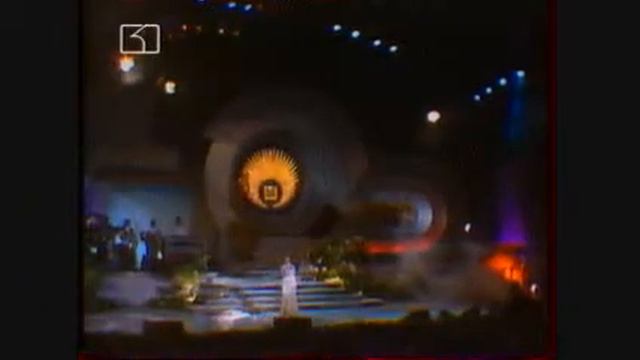 MAYA STOYANOVA-MIDNIGHT HOUR-contest for young singers-live-int.fest.GOLDEN ORPHEUS-1995 смотреть онлайн