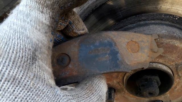 Странный износ переднего диска или Sangsin и Akebono - НЕ ПАРА? смотреть онлайн