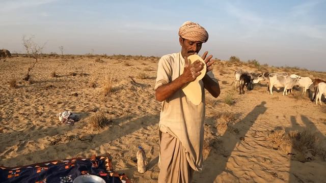 Antiquated Cultural Desert Oasis Village Life 🇵🇰✨ | Desert Oasis Village Food | Culture of Pakistan смотреть онлайн