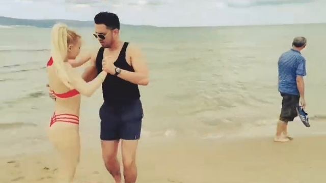 Vlad & Laura (#kizomba #beach #dance) смотреть онлайн