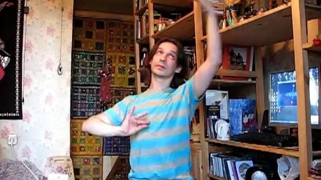 Bharatanatyam – Змеев – Воронец – Раз два люблю тебя смотреть онлайн