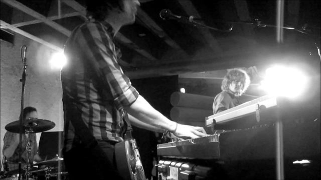 Brendan Benson: "Better Days" @ Doug Fir Lounge смотреть онлайн