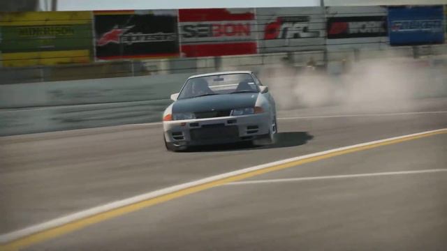 gtr32 drift with logitech g27 NFS Shift Unleashed 2 смотреть онлайн