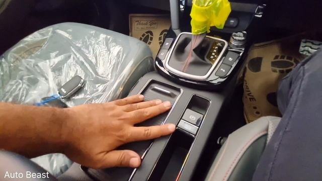 सबसे ज्यादा Features वाली kia seltos X-line Review @Rs 23.00 Lakh !! Kia seltos All Detailed смотреть онлайн