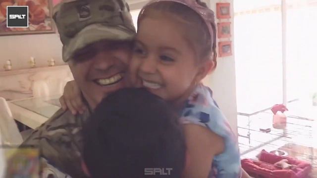 15 Soldiers Coming Home Surprise - Touching Moments #34 смотреть онлайн