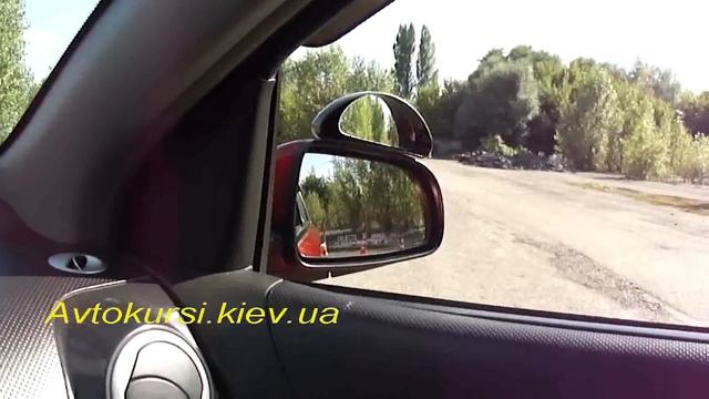2.Способ. Заезд в гараж задним ходом.Парковка между машин задним ходом. смотреть онлайн