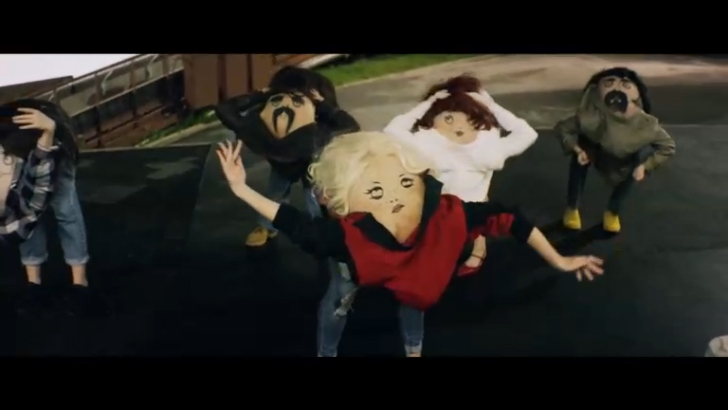 Carnival Youth - “Seagulls on Bicycles” (Official video) 2016 смотреть онлайн