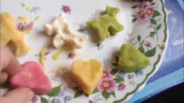 Делаем печенье из марципана