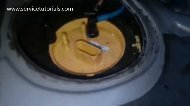 TUTORIAL: cum se scoate / schimba pompa motorina combustibil la VW Golf 5 (Mk5), Jetta TDI diesel смотреть онлайн